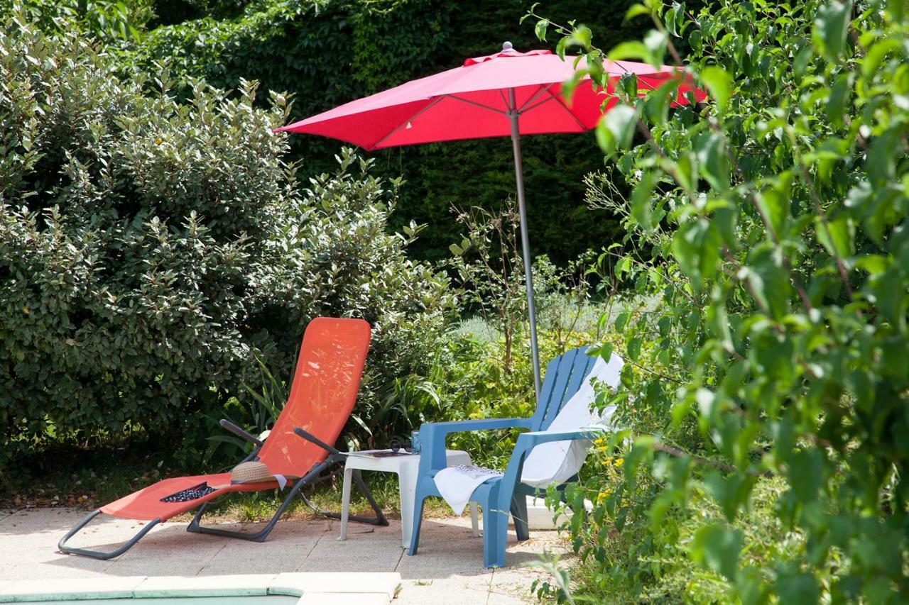 Le Lion D'Or Hotel Manzac-sur-Vern Buitenkant foto