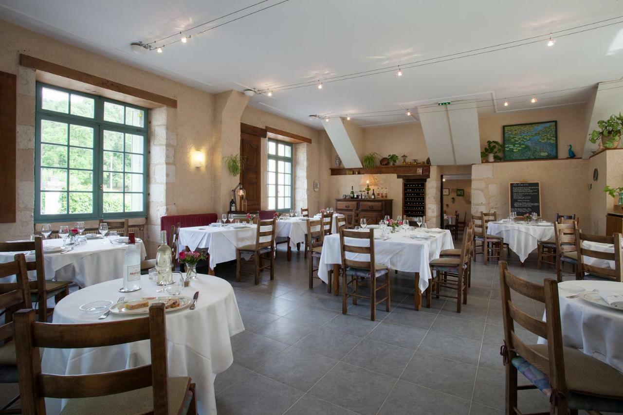 Le Lion D'Or Hotel Manzac-sur-Vern Buitenkant foto